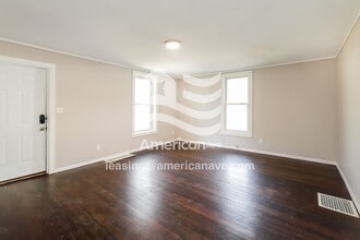 628 Spruce St in Leavenworth, KS - Building Photo - Building Photo