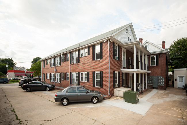 William Street Apartments in Fredericksburg, VA - Building Photo - Building Photo