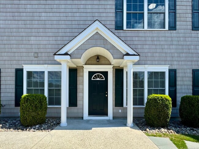 86 CT-37 in New Fairfield, CT - Building Photo - Building Photo