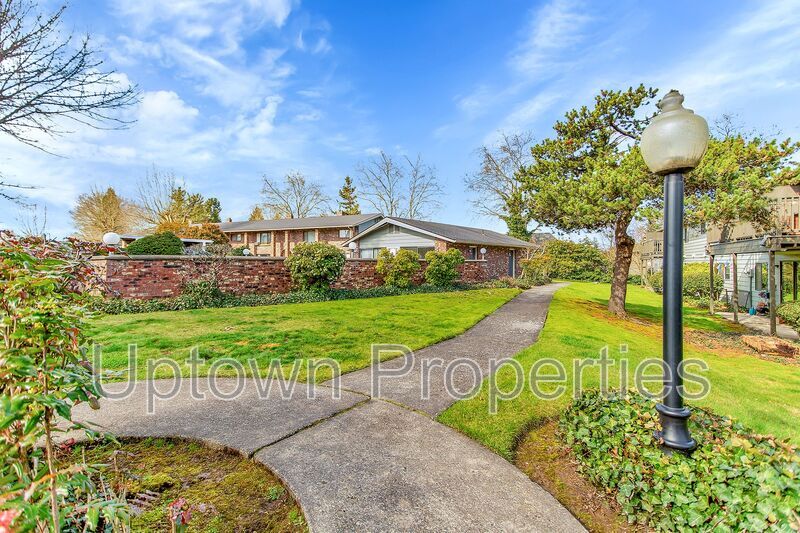 17925 SW Rosa Rd in Beaverton, OR - Building Photo