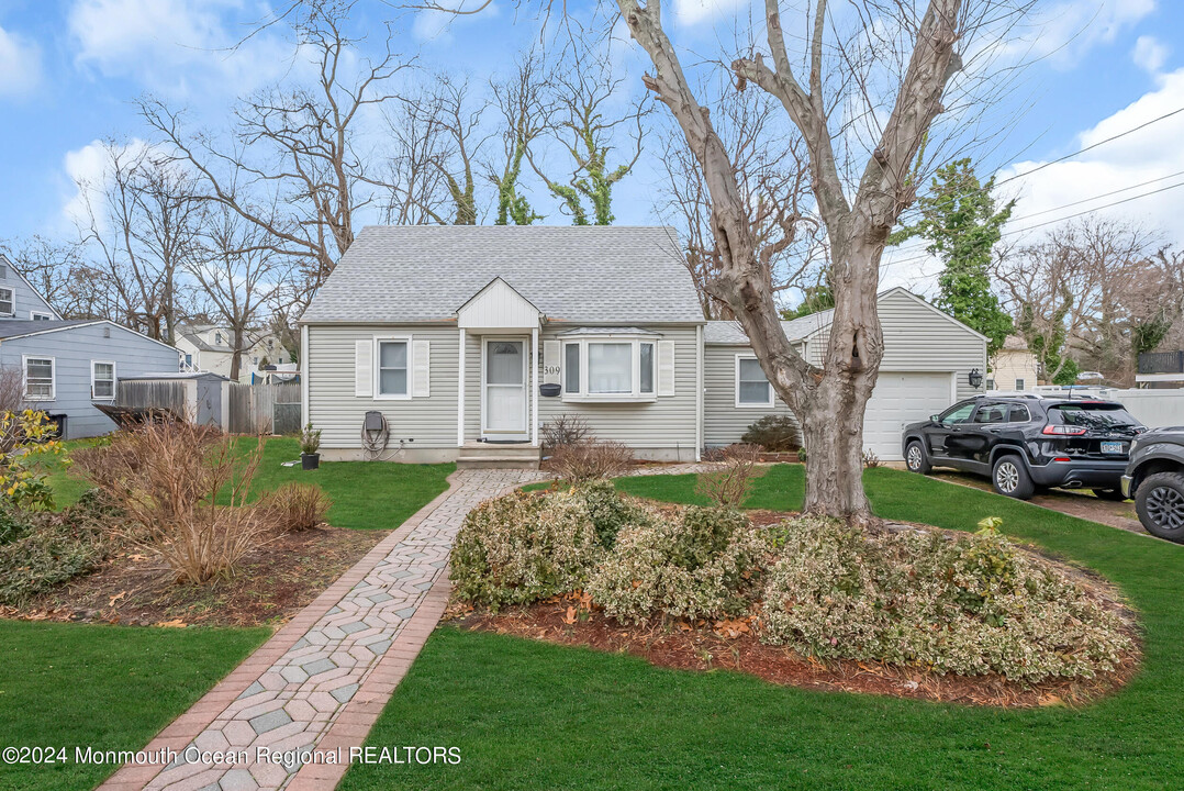 309 Jersey Ave in Long Branch, NJ - Building Photo