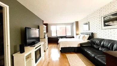 1121 Arlington Blvd, Unit RPN-914 in Arlington, VA - Building Photo - Building Photo