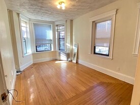 59 Hemenway St, Unit 12 in Boston, MA - Building Photo