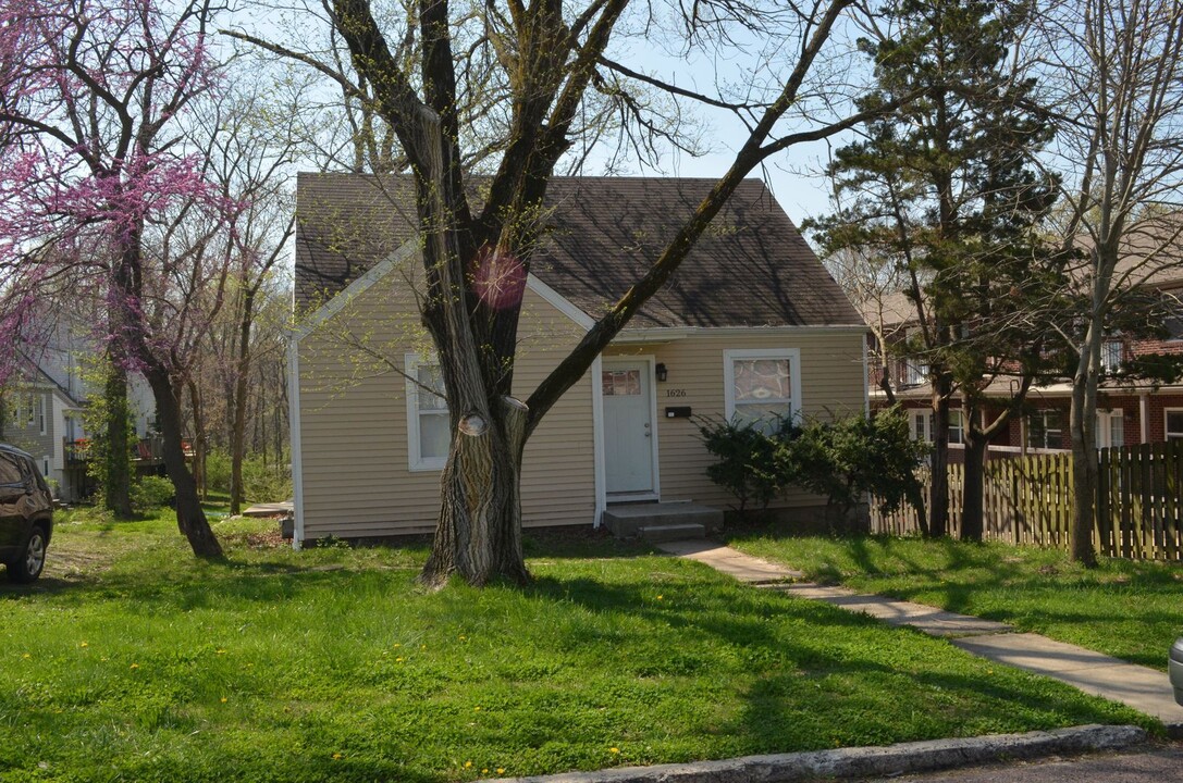 1626 Anthony St in Columbia, MO - Building Photo