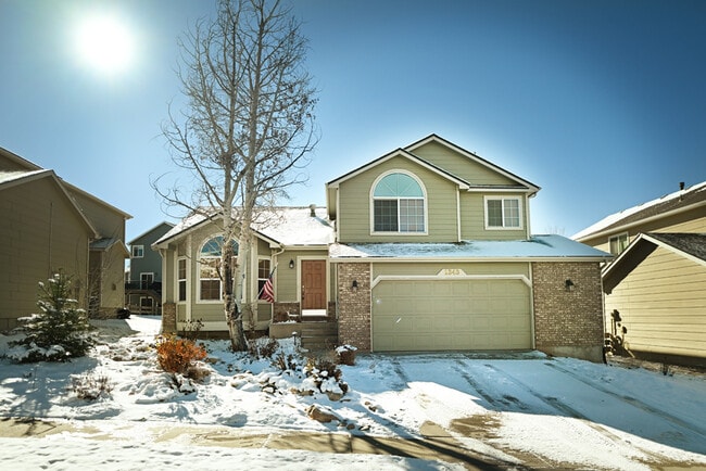 1343 Lookout Springs Dr