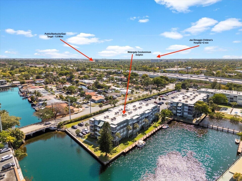 2741 Taft St in Hollywood, FL - Building Photo