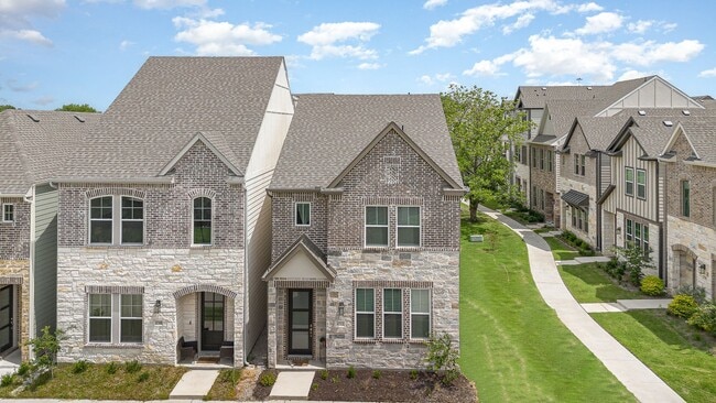property at 4712 Craymore Rd