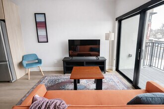 203 N 48th St in Omaha, NE - Building Photo - Building Photo