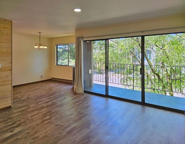 Greenwood Apartments