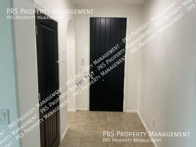 1719 E Dubois Ave in Gilbert, AZ - Building Photo - Building Photo