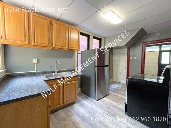 property at 1250 Blackadore Ave