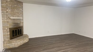 405 Bryan Dr in Crowley, TX - Building Photo - Building Photo