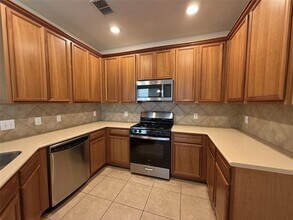 559 Rockledge Ct in Frisco, TX - Building Photo - Building Photo