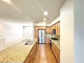 3004 Maritime Way in Richmond, CA - Building Photo - Building Photo