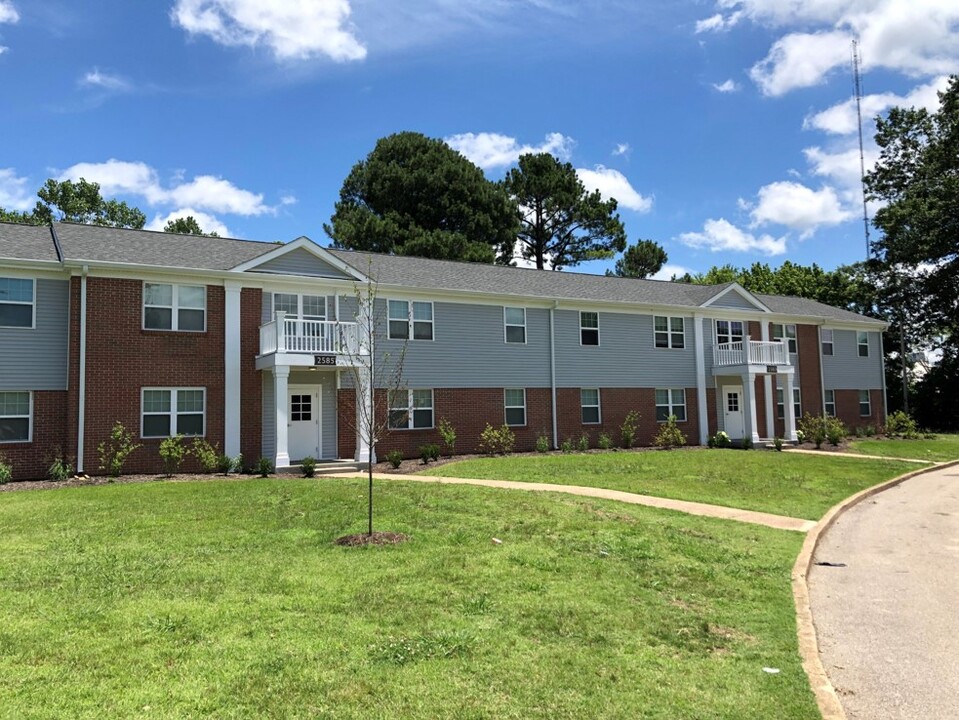 Cavelier Court Apartments in Memphis, TN - Foto de edificio