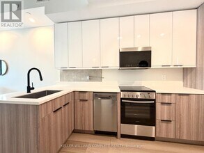 169 James St S in Hamilton, ON - Building Photo - Building Photo