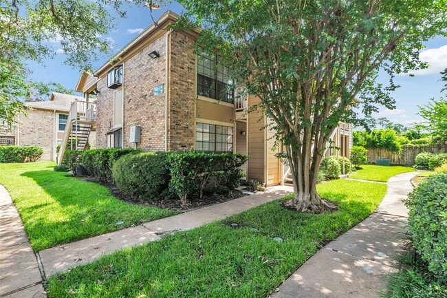property at 1311 Antoine Dr