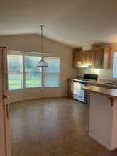 9481 Silver Bridge Rd in Palo Cedro, CA - Building Photo - Building Photo