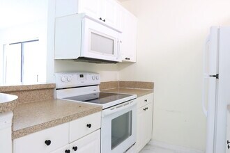 20 Crossings Cir in Boynton Beach, FL - Building Photo - Building Photo