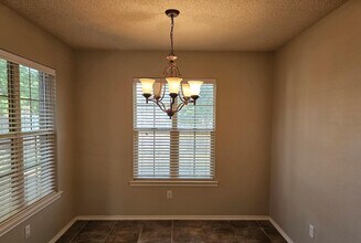 9804 Ironton Ave in Lubbock, TX - Building Photo - Building Photo