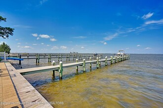 49 Pershing Blvd in Lavallette, NJ - Building Photo - Building Photo