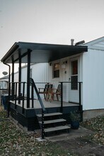 1900 Mitchell Terrace in St. Louis, MO - Building Photo - Building Photo