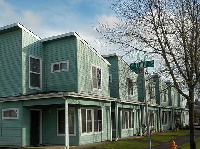 Larson Commons in Corvallis, OR - Building Photo - Building Photo