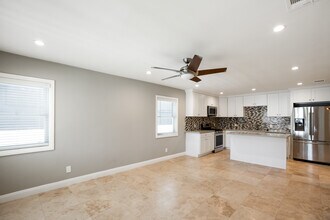 2653 Tilden Ave, Unit 2653 Tilden Ave in Los Angeles, CA - Building Photo - Building Photo