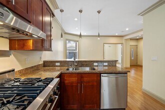 238 Linden St in San Francisco, CA - Building Photo - Building Photo