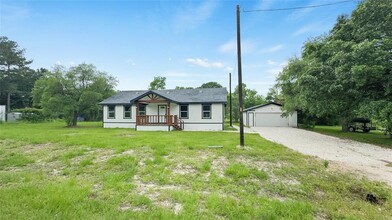 11 Pine Knot Square in Huntsville, TX - Building Photo - Building Photo