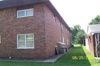 Shamrock Real Estate in Du Quoin, IL - Building Photo - Building Photo