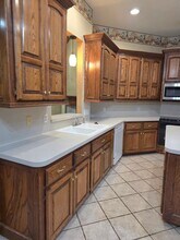 4812 Montrose Dr in Del City, OK - Building Photo - Building Photo