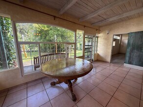 465 Haiku Rd in Haiku-Pauwela, HI - Building Photo - Building Photo