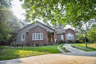 5317 Calypso Ct in Hope Mills, NC - Building Photo