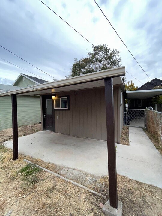 243 Meffan Ave in Nampa, ID - Building Photo