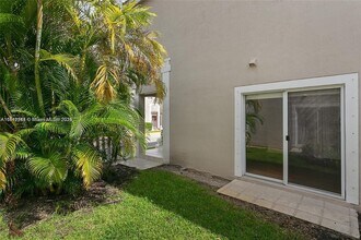 10524 NW 57th Ct in Coral Springs, FL - Building Photo - Building Photo