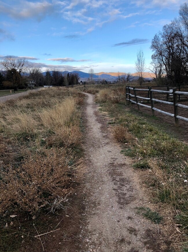 1621 Underhill Dr in Fort Collins, CO - Building Photo - Building Photo