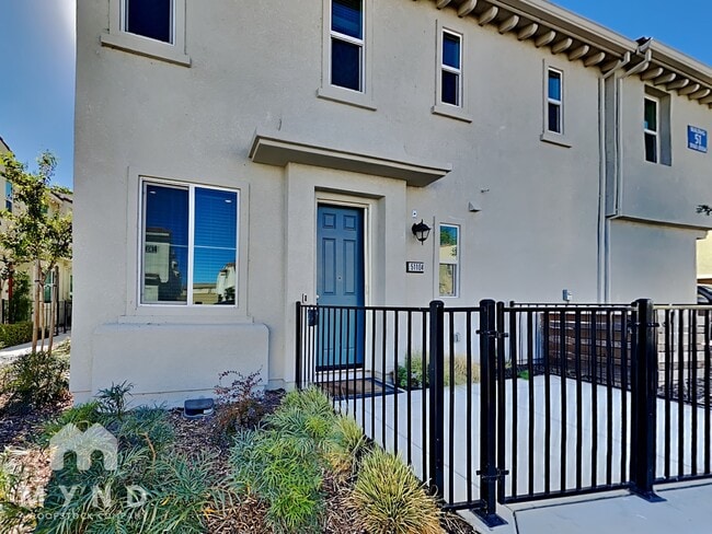 property at 5301 E Commerce Way