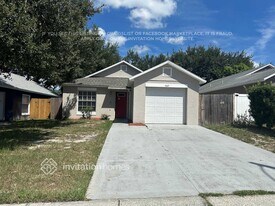 5621 Piney Ridge Dr, Unit 615 in Orlando, FL - Building Photo