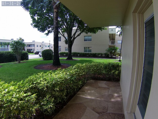 865 Flanders S in Delray Beach, FL - Building Photo - Building Photo