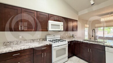 21126 N 64th Ave in Glendale, AZ - Building Photo - Building Photo