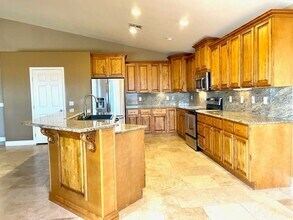 34127 N Slate Creek Dr in San Tan Valley, AZ - Building Photo - Building Photo