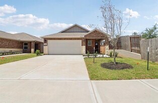 1900 Velvet Oak Ln in Conroe, TX - Building Photo