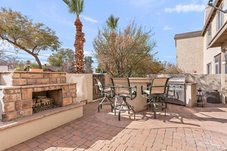 4301 N 21st St in Phoenix, AZ - Building Photo - Building Photo
