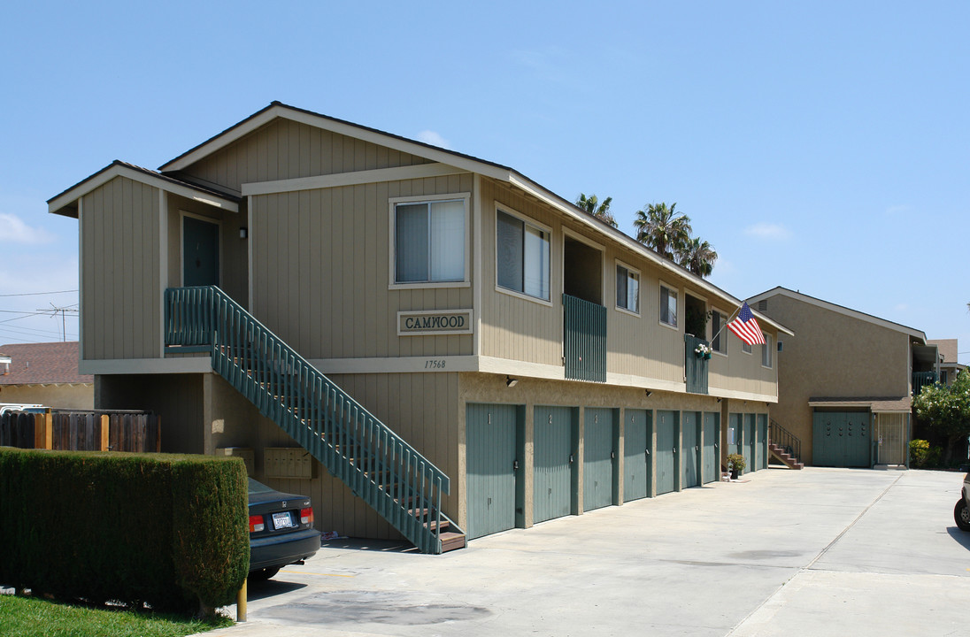 Camwood in Huntington Beach, CA - Building Photo