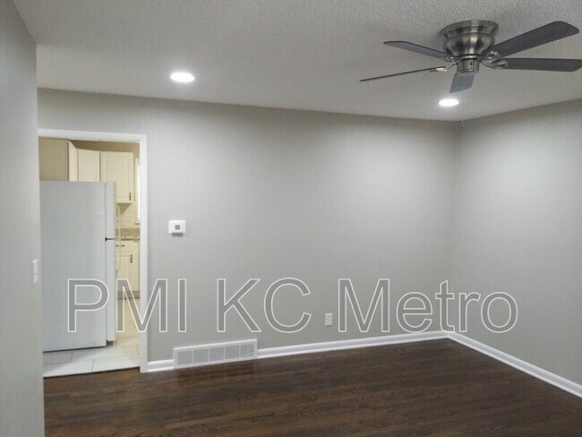 property at 145 S Oxford Ave