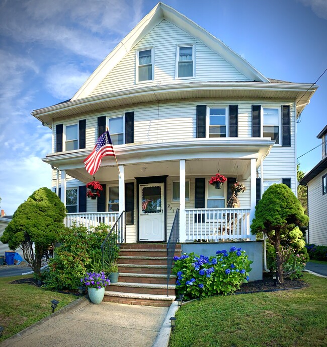 293 Main St, Unit Unit 2