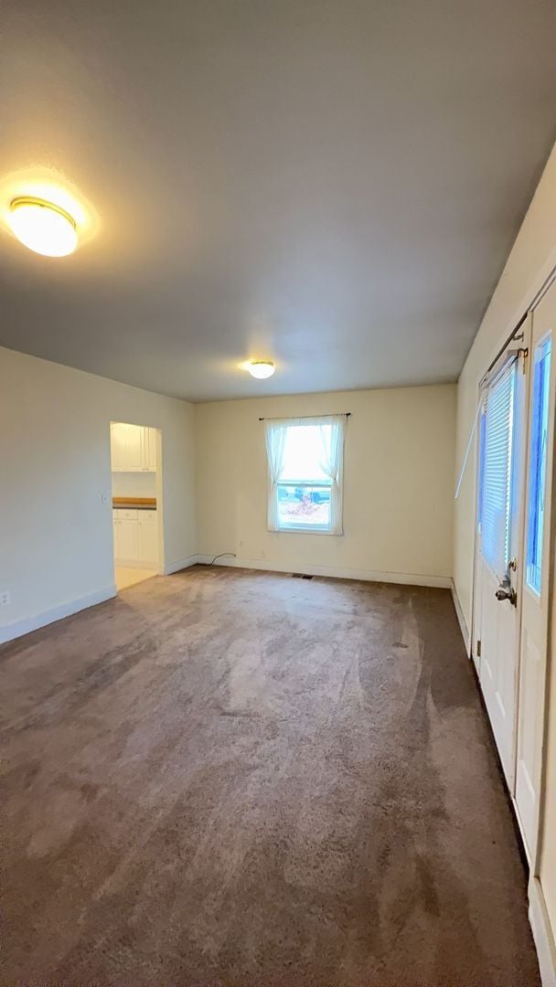 1810 Jefferson Ave in La Grande, OR - Building Photo - Building Photo