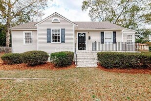 1236 S Dixon Dr in Columbus, GA - Building Photo