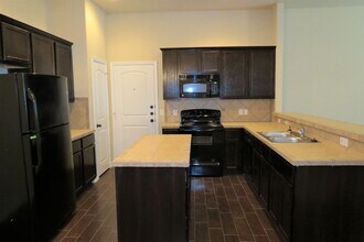 298 Rosalie Dr in New Braunfels, TX - Building Photo - Building Photo